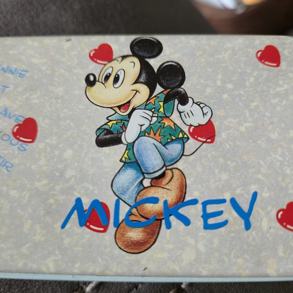 Disney Vintage 90s Mickey Minnie Mouse Tin Pencil Case Heart Graphic Rare Ellon - Picture 4 of 11